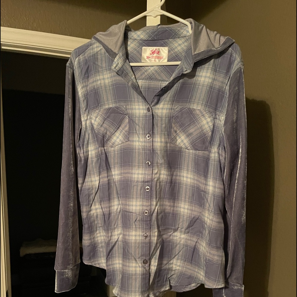 NWOT/NEVER WORN—GIRLS-20 Plus-“JUSTICE” BUTTON-UP TOP W/HOOD & 2 FRONT POCKETS
